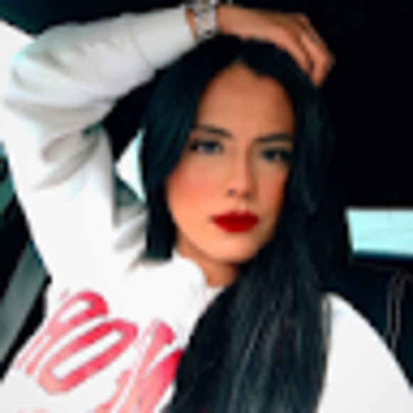 adileneambriz9